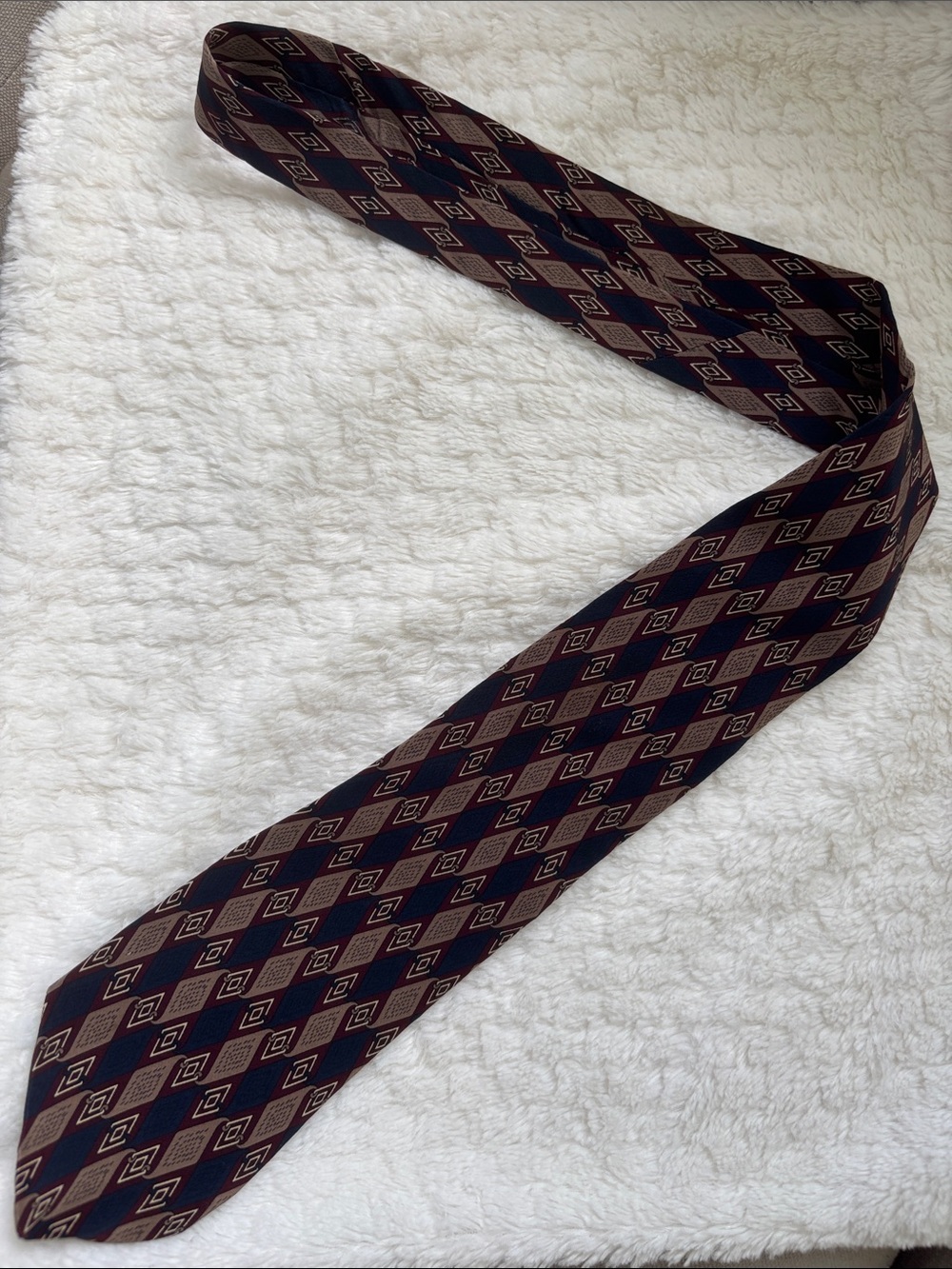 Chaps Diamond-Pattern Tie in Burgundy and Navy